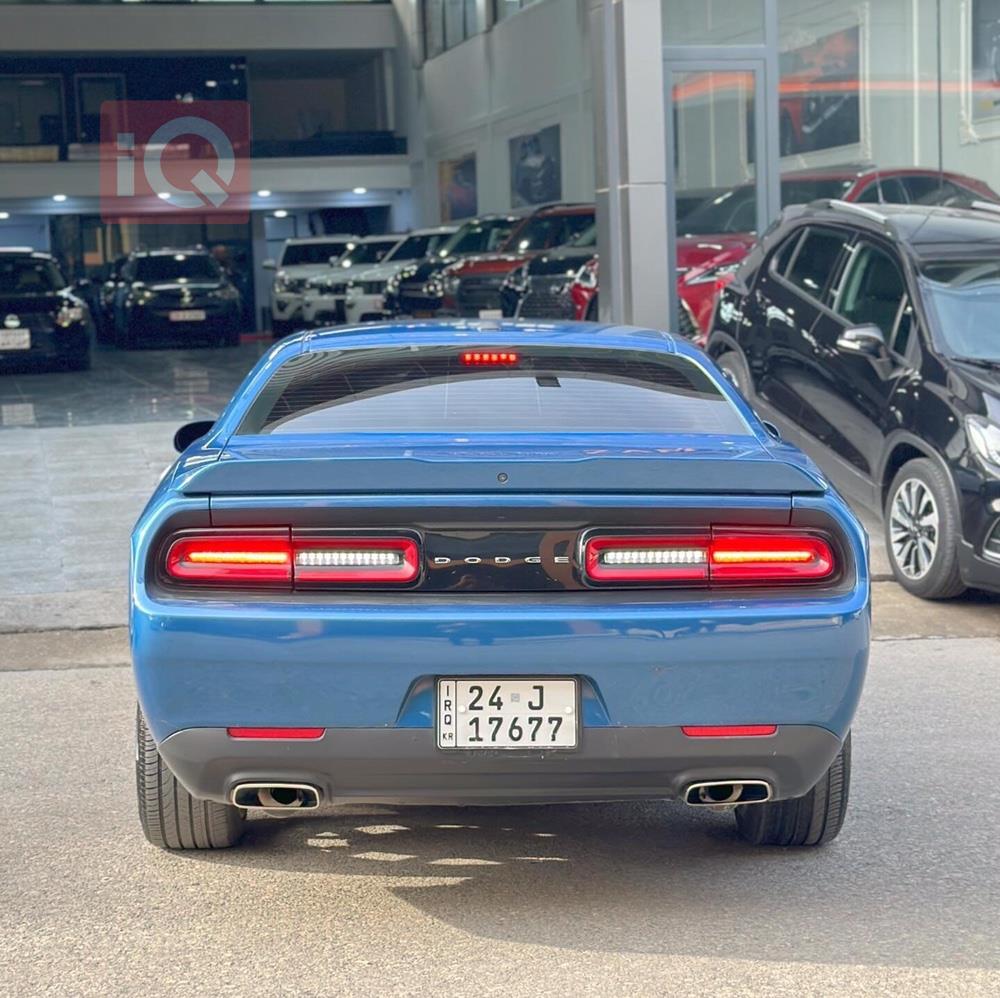 Dodge Challenger